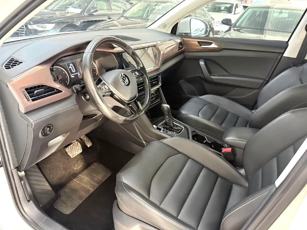 2022 Ford Transit 2.0T 202HP L4 6AT,autocango,china used car exporter,china ev exporter,chinese used car exporter,chinese used ev exporter