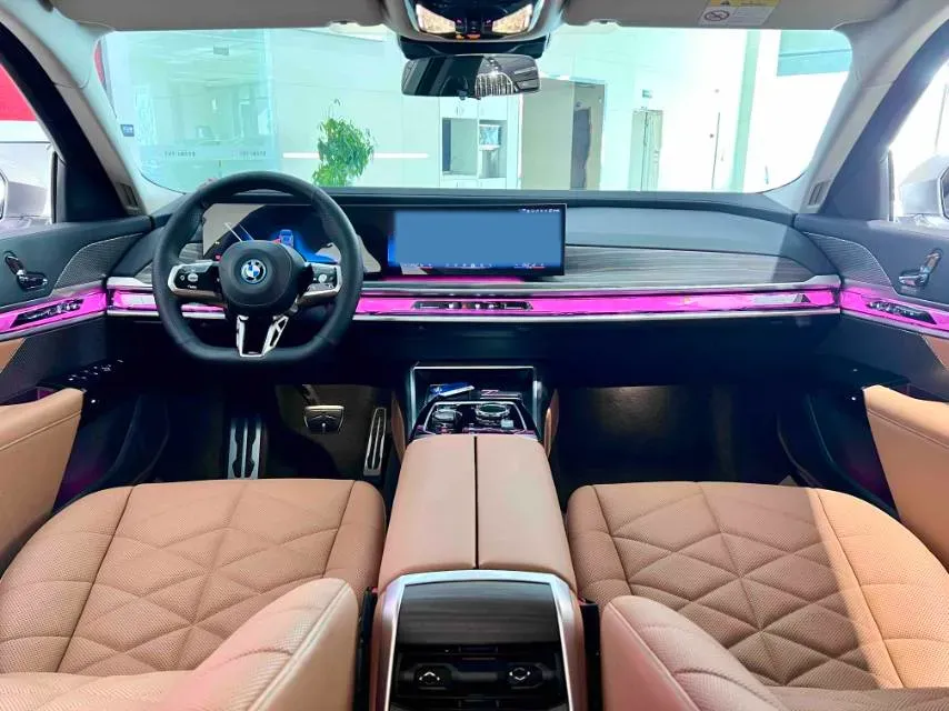 2023 BMW i7 BEV 101.7KWH,autocango,china used car exporter,china ev exporter,chinese used car exporter,chinese used ev exporter