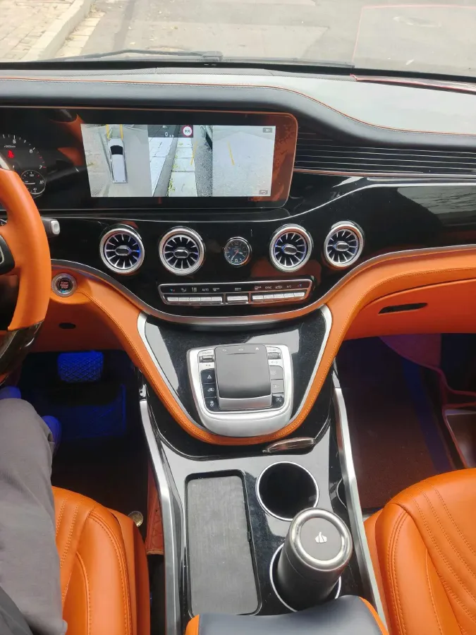 2021 Mercedes-Benz Vito 2.0T 211HP L4 9AT,autocango,china used car exporter,china ev exporter,chinese used car exporter,chinese used ev exporter