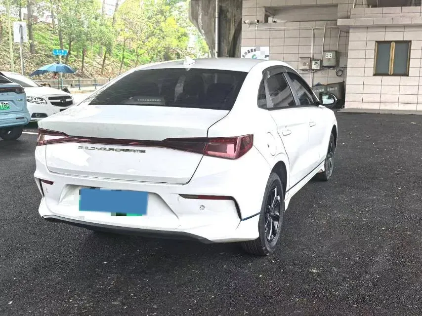 2022 BYD e9 BEV 63.36KWH,autocango,china used car exporter,china ev exporter,chinese used car exporter,chinese used ev exporter