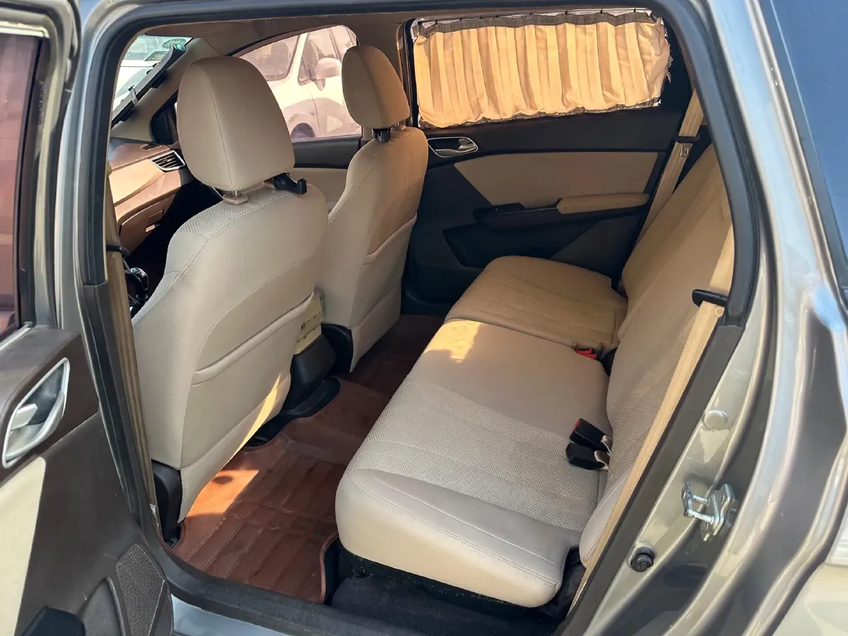 2019 JinBei XinYuan T32S 1.5L 102HP L4 5MT,autocango,china used car exporter,china ev exporter,chinese used car exporter,chinese used ev exporter