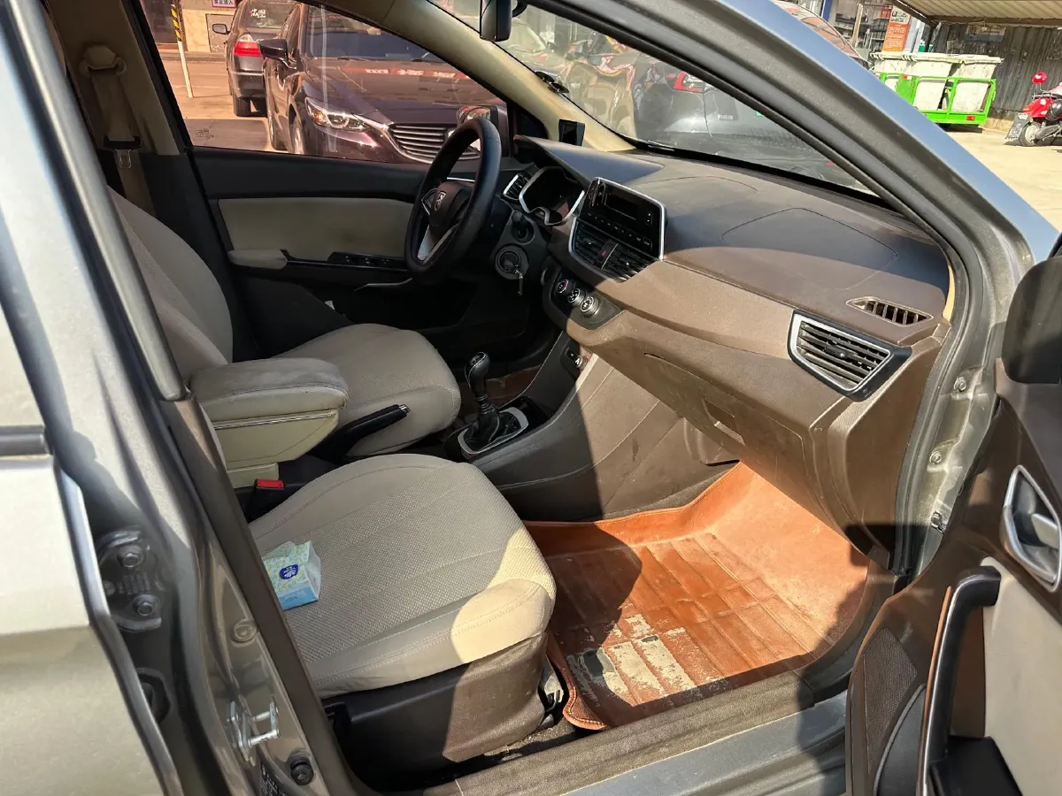 2019 JinBei XinYuan T32S 1.5L 102HP L4 5MT,autocango,china used car exporter,china ev exporter,chinese used car exporter,chinese used ev exporter