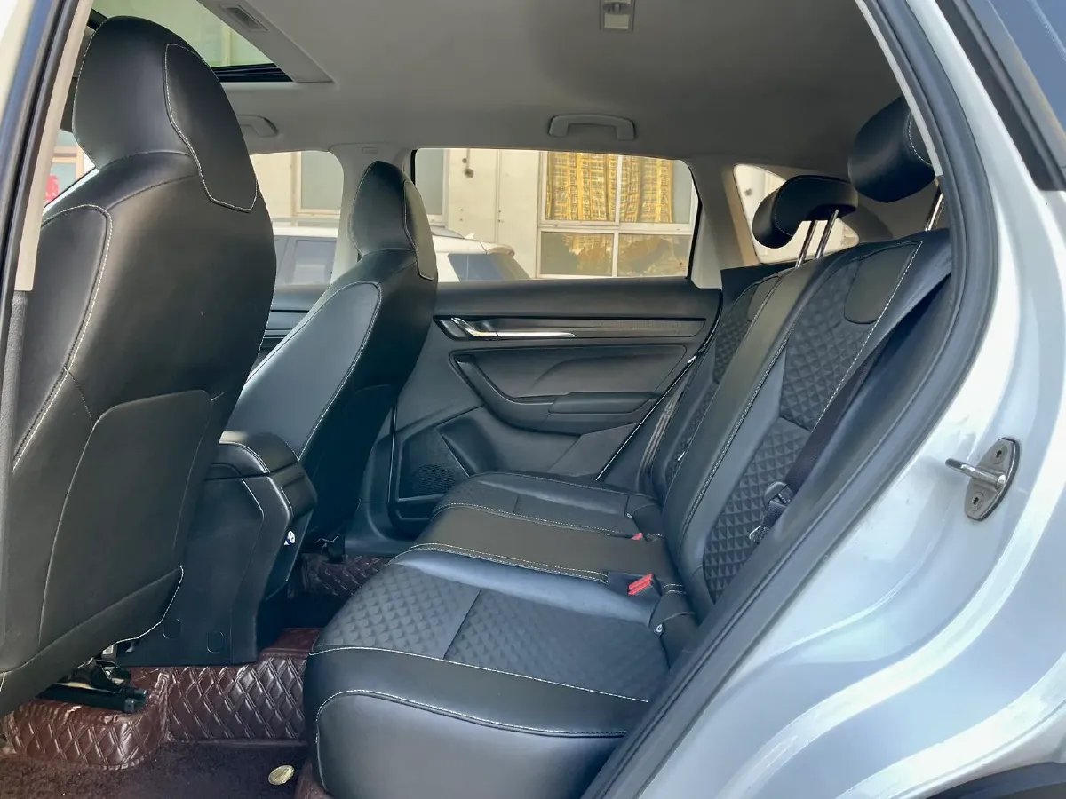 2018 Skoda Kamiq 1.5L 110HP L4 6AT,autocango,china used car exporter,china ev exporter,chinese used car exporter,chinese used ev exporter