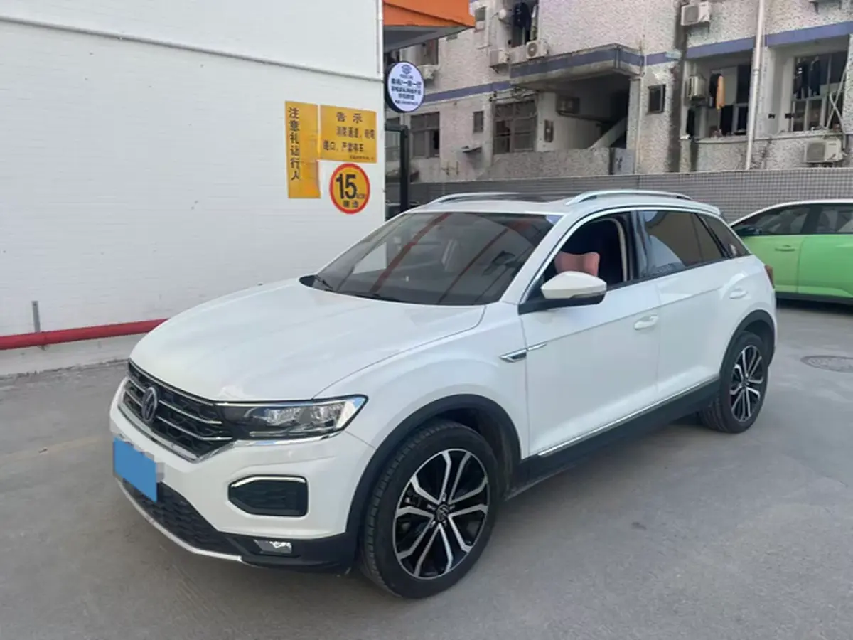 2022 Volkswagen T-Roc 1.4T 150HP L4 7DCT