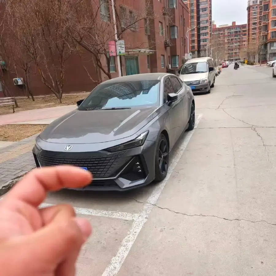 2022 ChangAn UNI-V 1.5T 188HP L4 7DCT 2022 ChangAn UNI-V 1.5T 188HP L4 7DCT