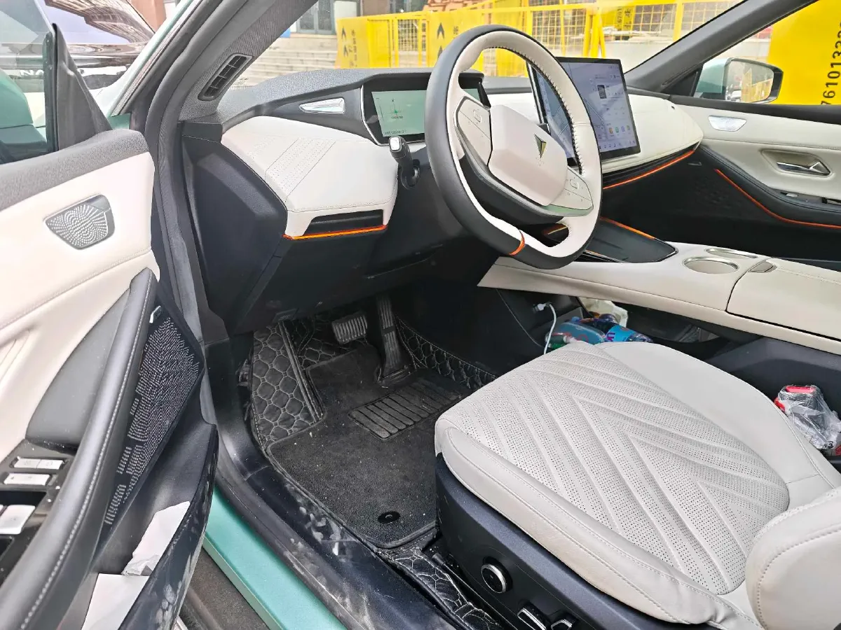 2022 DongFeng Forthing LingZhi EV BEV 68.4KWH,autocango,china used car exporter,china ev exporter,chinese used car exporter,chinese used ev exporter