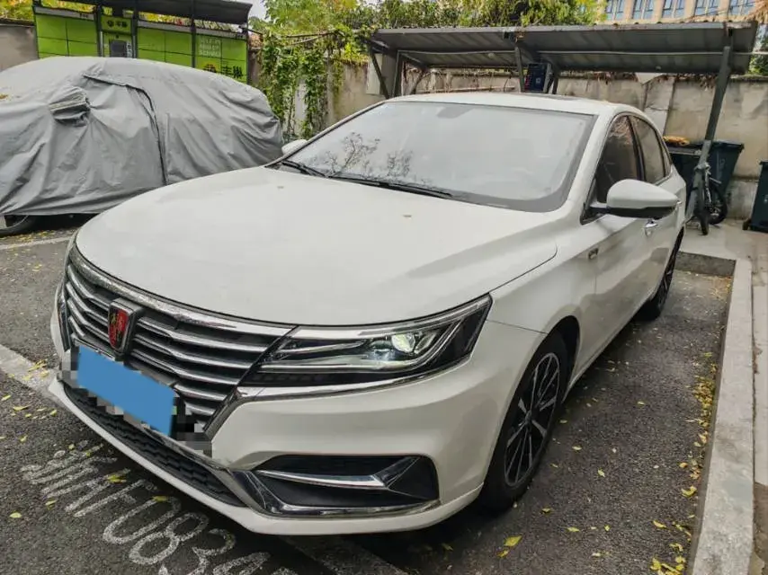 2017 Roewe i6 1.0T 125HP L3 2AT PHEV