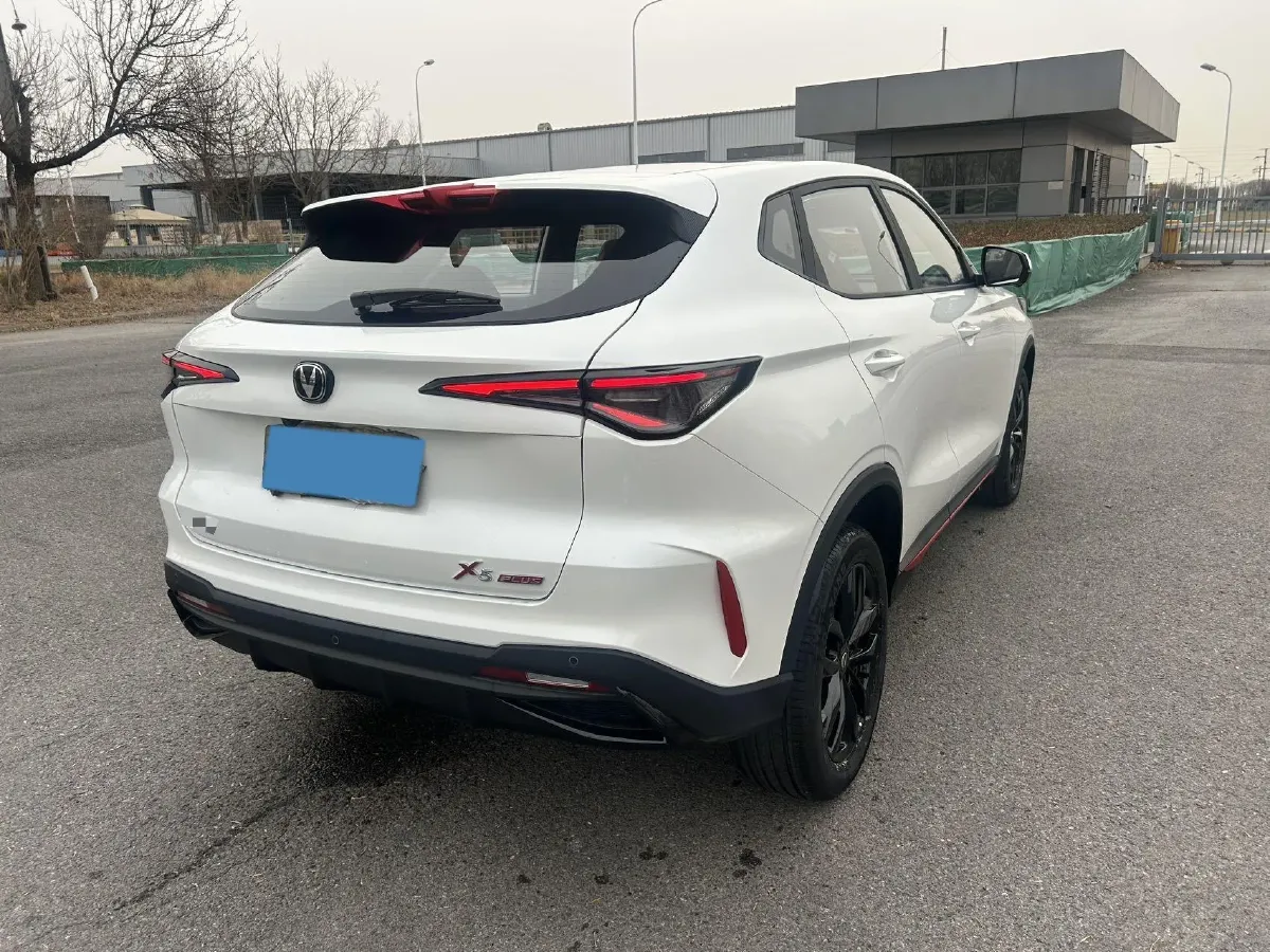 2026 ChangAn X5 PLUS 1.5T 192HP L4 7DCT,autocango,china used car exporter,china ev exporter,chinese used car exporter,chinese used ev exporter