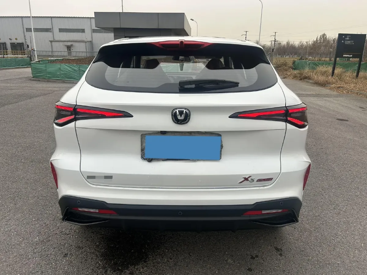2026 ChangAn X5 PLUS 1.5T 192HP L4 7DCT,autocango,china used car exporter,china ev exporter,chinese used car exporter,chinese used ev exporter