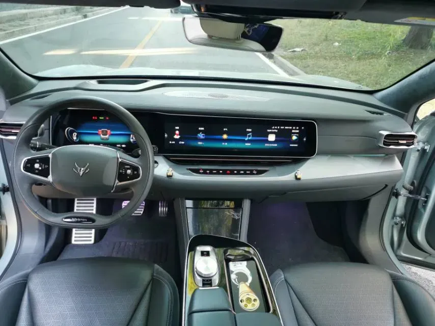 2022 ARCFOX αS BEV 93.6KWH,autocango,china used car exporter,china ev exporter,chinese used car exporter,chinese used ev exporter