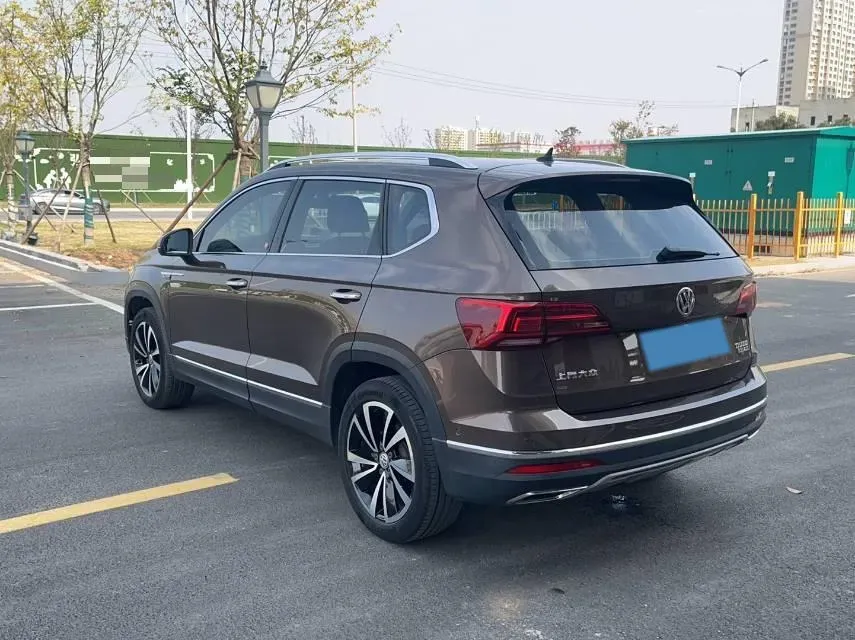 2019 Jeep Compass 1.3T 173HP L4 9AT,autocango,china used car exporter,china ev exporter,chinese used car exporter,chinese used ev exporter