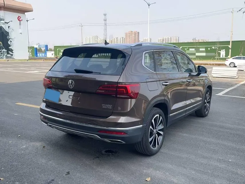 2019 Jeep Compass 1.3T 173HP L4 9AT,autocango,china used car exporter,china ev exporter,chinese used car exporter,chinese used ev exporter