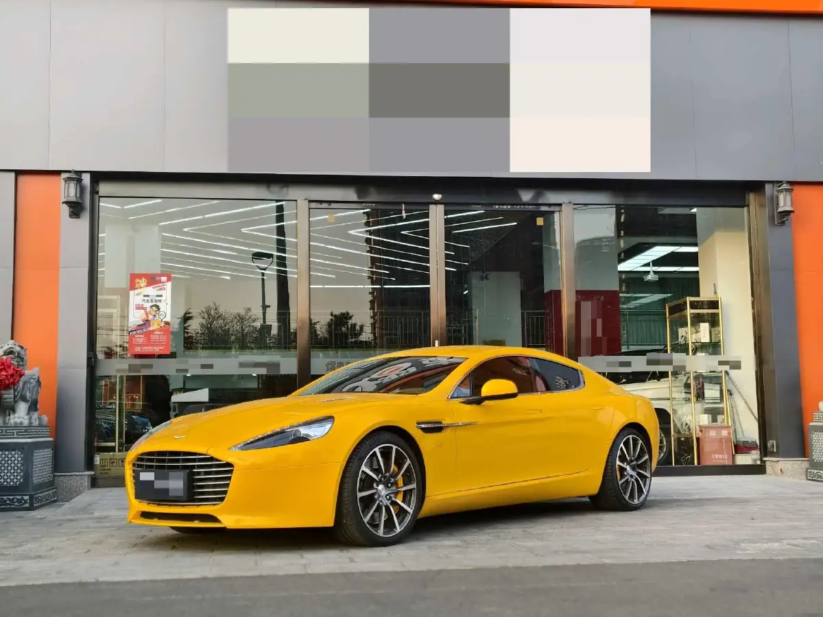 2017 Aston Martin Rapide 6.0L 560HP V12 8AT