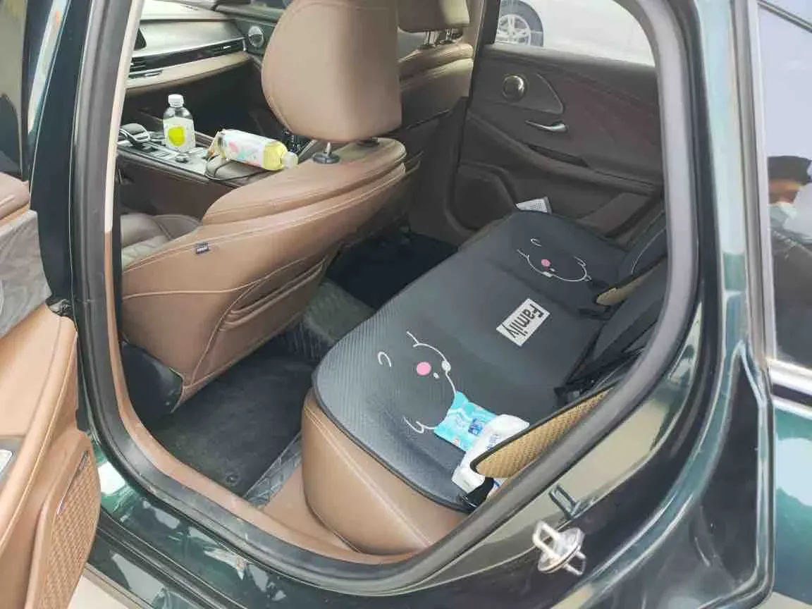 2023 Chery Arrizo 8 2.0T 254HP L4 7DCT,autocango,china used car exporter,china ev exporter,chinese used car exporter,chinese used ev exporter