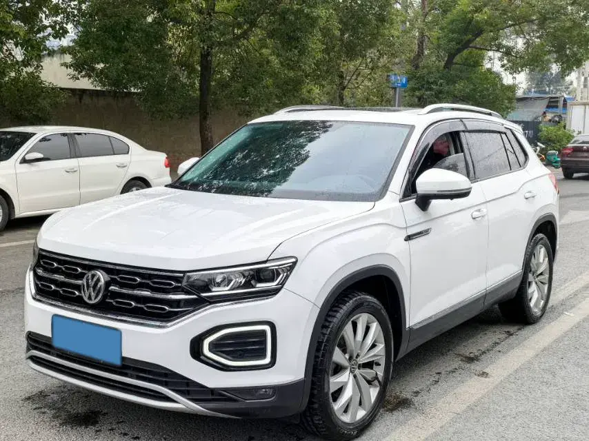 2021 Volkswagen Tayron 2.0T 220HP L4 7DCT