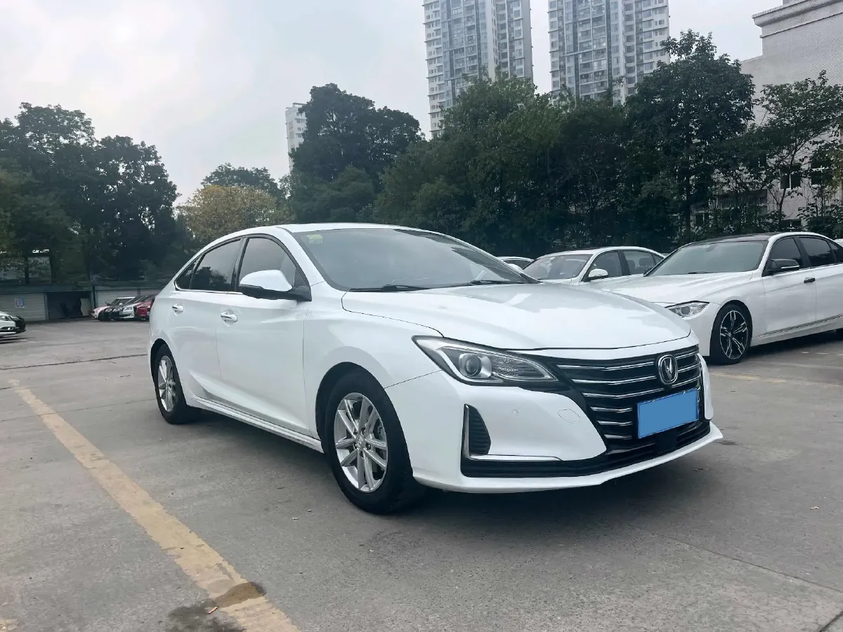 2020 ChangAn Raeton CC 1.5T 156HP L4 6AT,autocango,china used car exporter,china ev exporter,chinese used car exporter,chinese used ev exporter
