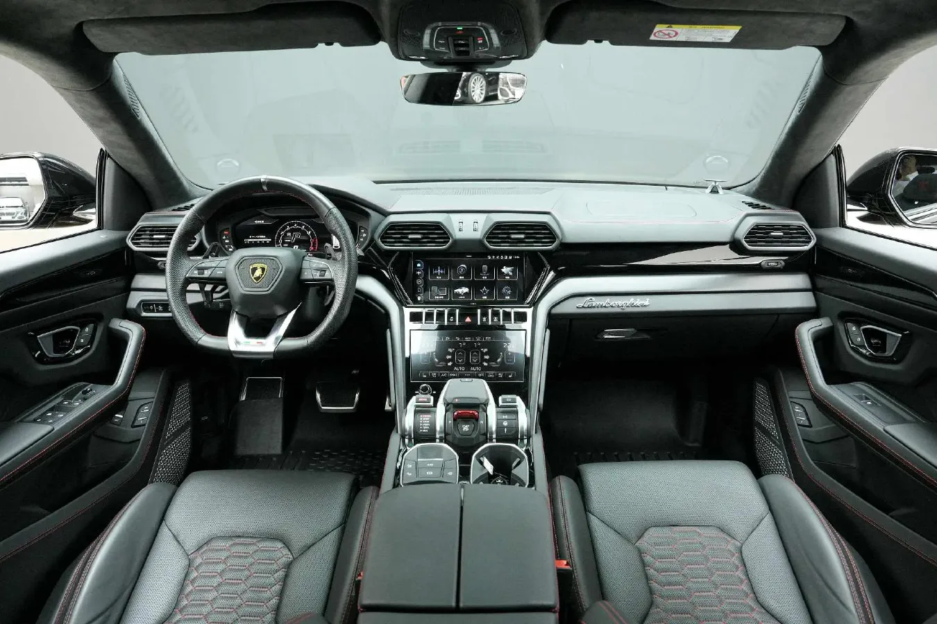 2021 Lamborghini Urus 4.0T 641HP V8 8AT,autocango,china used car exporter,china ev exporter,chinese used car exporter,chinese used ev exporter