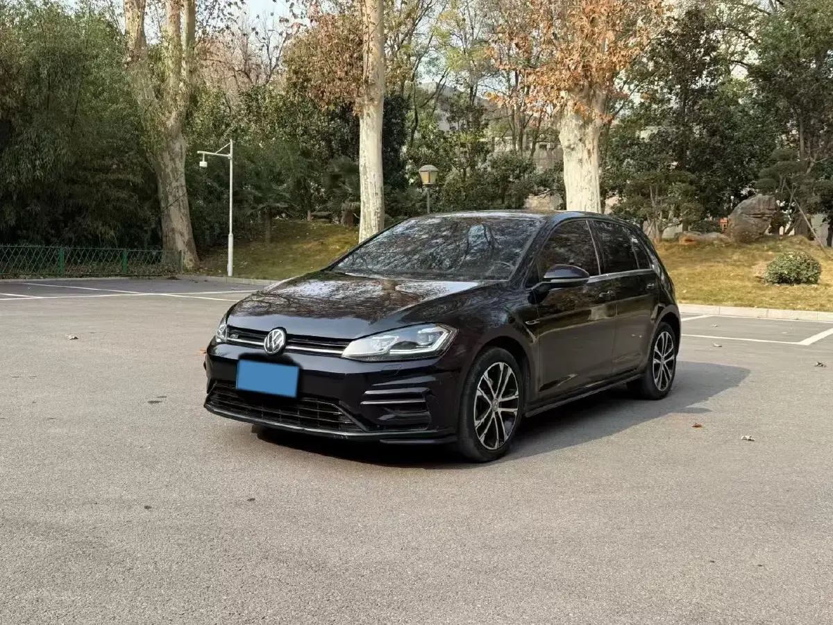 2018 Volkswagen Golf 1.4T 150HP L4 7DCT