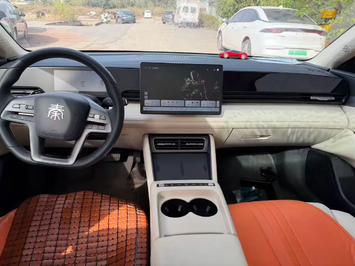 2025 BYD QinL BEV,autocango,china used car exporter,china ev exporter,chinese used car exporter,chinese used ev exporter