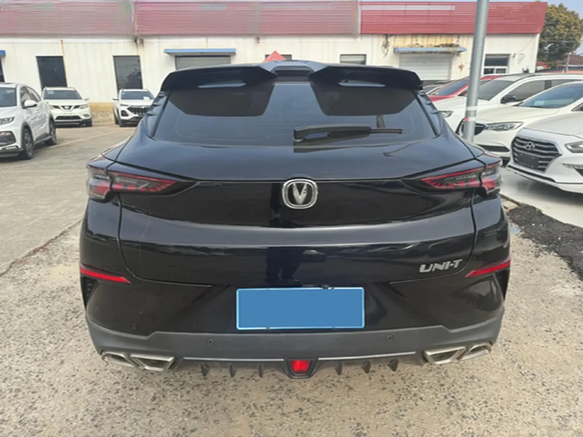 2020 ChangAn UNI-T 1.5T 180HP L4 7DCT,autocango,china used car exporter,china ev exporter,chinese used car exporter,chinese used ev exporter