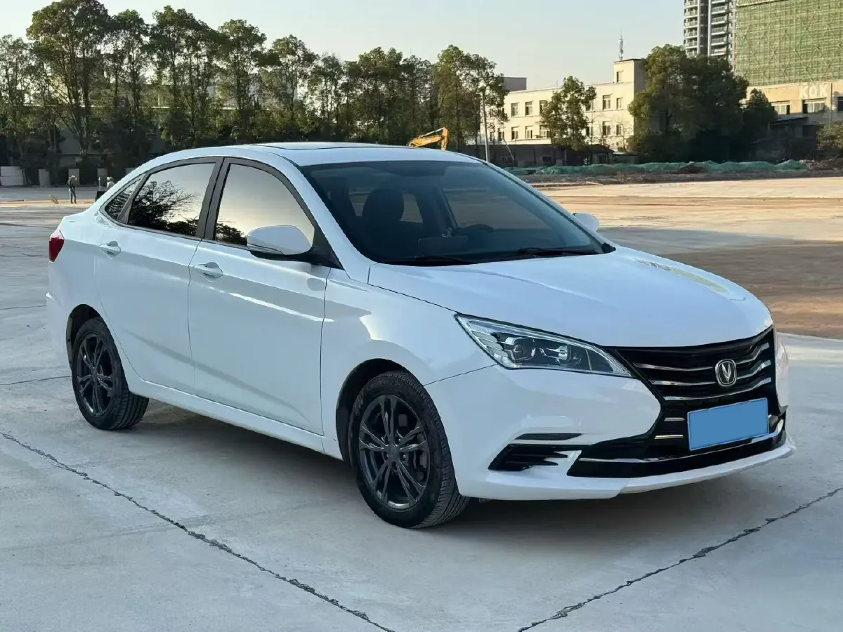 2021 ChangAn Eado DT 1.6L 125HP L4 4AT,autocango,china used car exporter,china ev exporter,chinese used car exporter,chinese used ev exporter