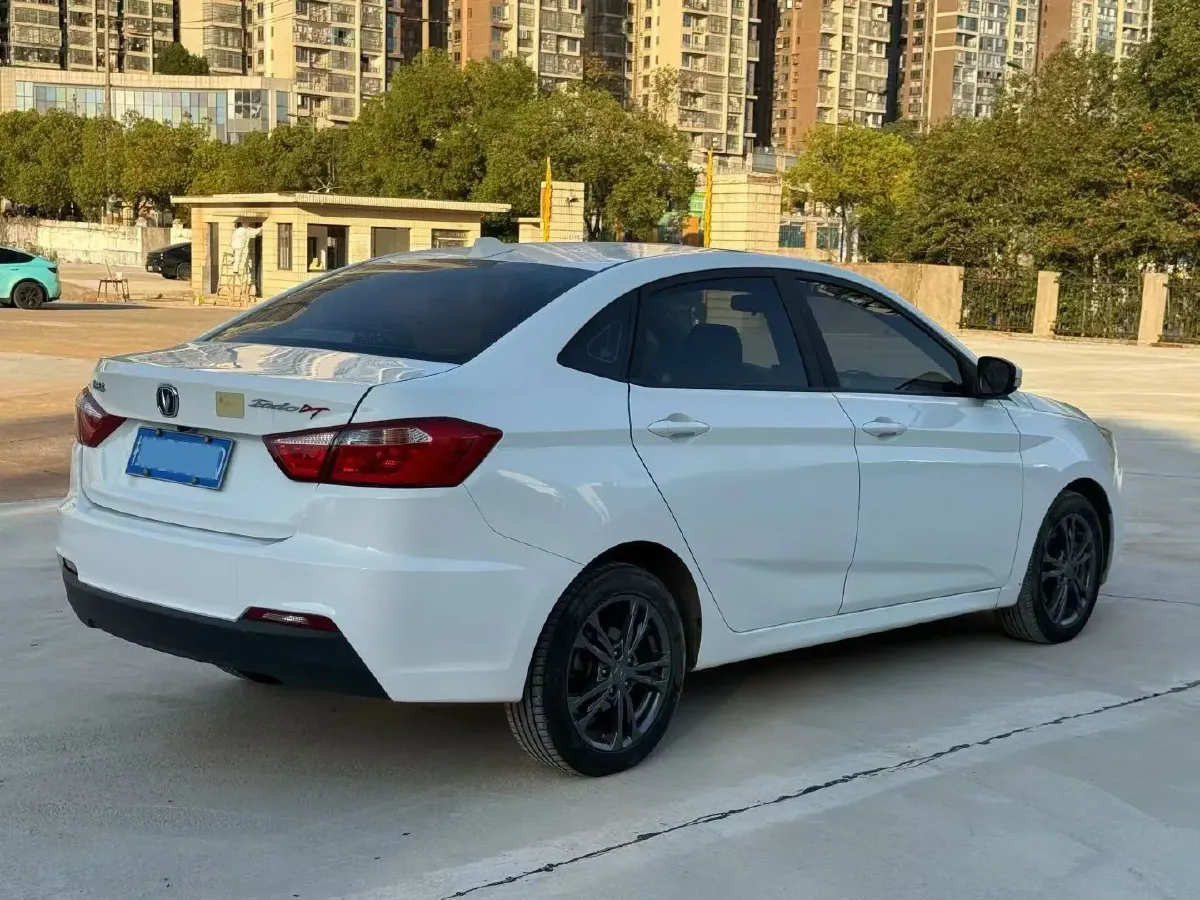2021 ChangAn Eado DT 1.6L 125HP L4 4AT,autocango,china used car exporter,china ev exporter,chinese used car exporter,chinese used ev exporter