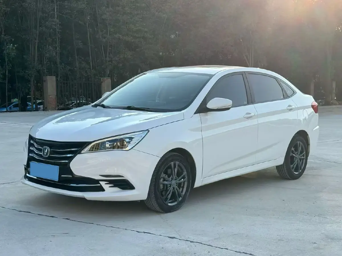 2021 ChangAn Eado DT 1.6L 125HP L4 4AT