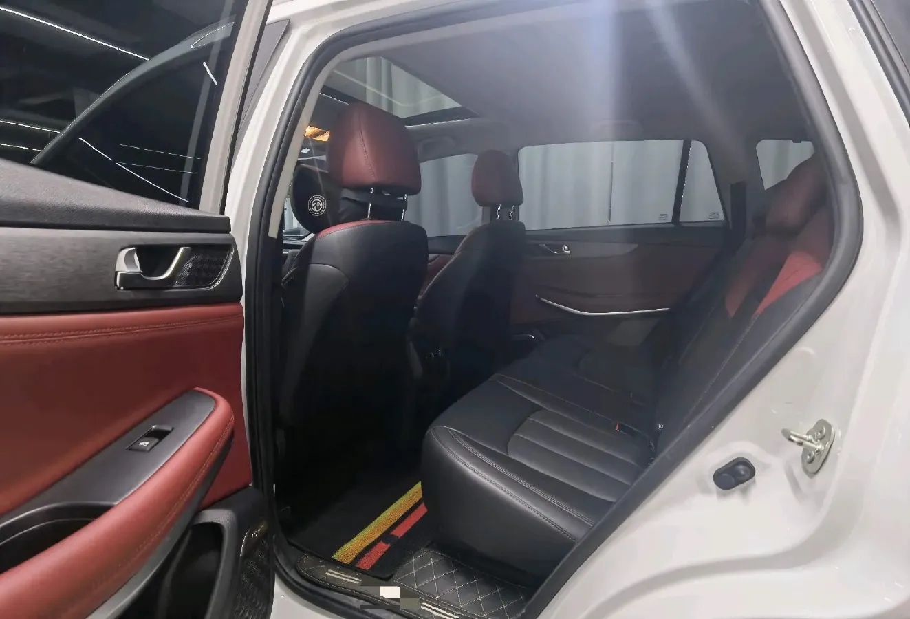 2023 ChangAn CS75 1.5T 188HP L4 7DCT,autocango,china used car exporter,china ev exporter,chinese used car exporter,chinese used ev exporter