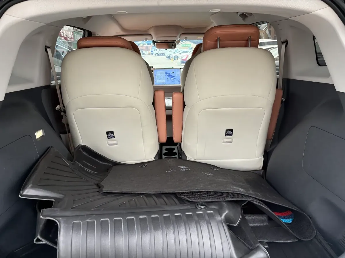 2023 JAC T8 2.0T 170HP L4 8AT,autocango,china used car exporter,china ev exporter,chinese used car exporter,chinese used ev exporter