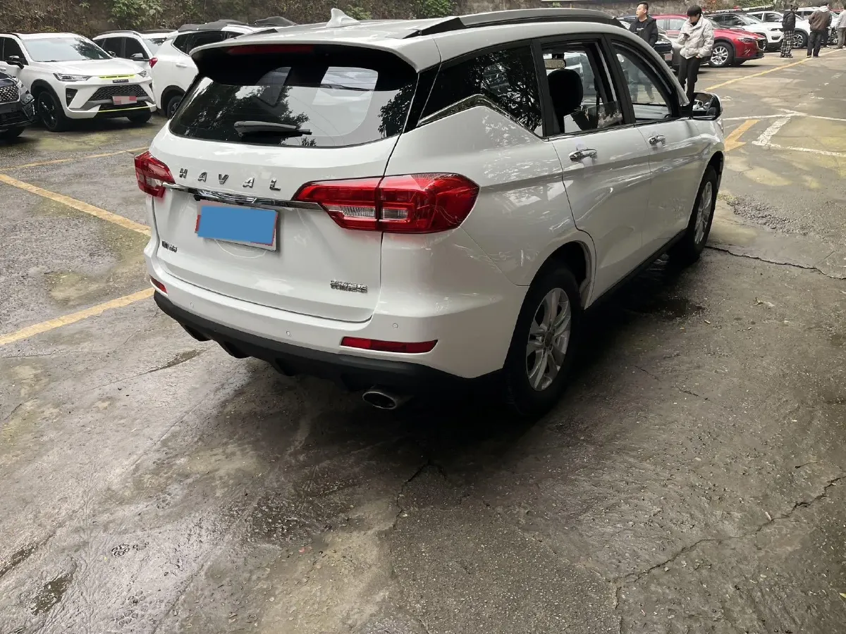 2018 Haval M6 1.5T 150HP L4 7DCT,autocango,china used car exporter,china ev exporter,chinese used car exporter,chinese used ev exporter