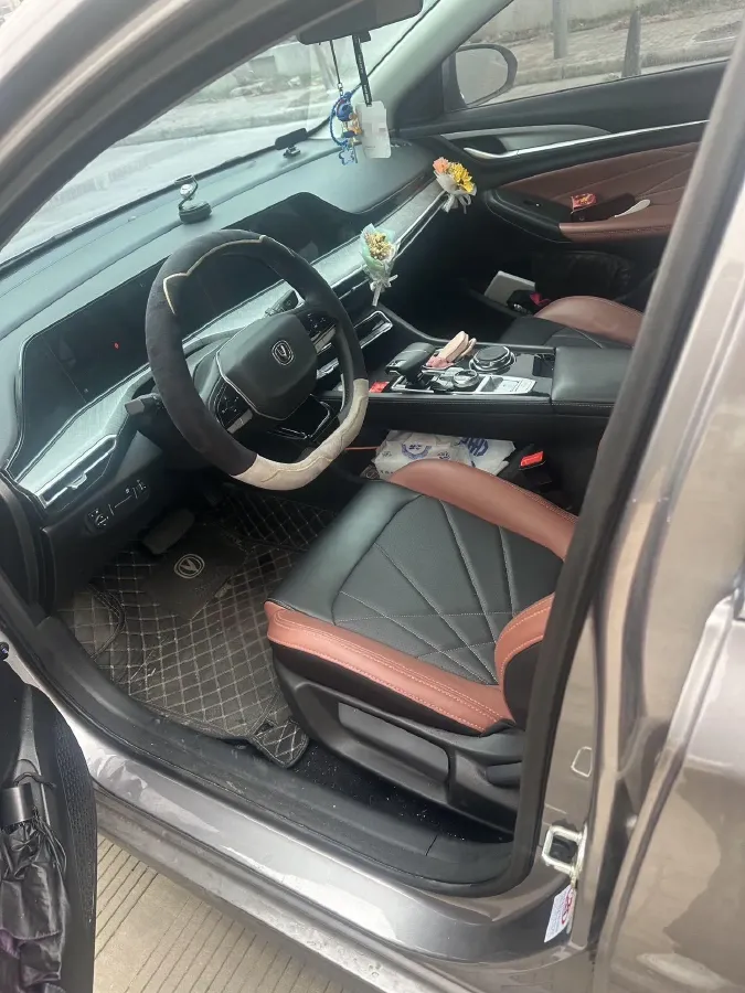 2021 ChangAn Eado 1.4T 160HP L4 7DCT,autocango,china used car exporter,china ev exporter,chinese used car exporter,chinese used ev exporter