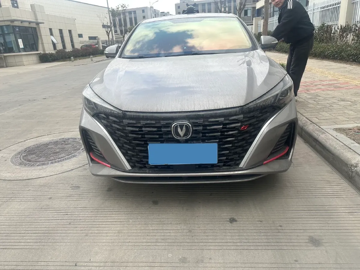 2021 ChangAn Eado 1.4T 160HP L4 7DCT,autocango,china used car exporter,china ev exporter,chinese used car exporter,chinese used ev exporter