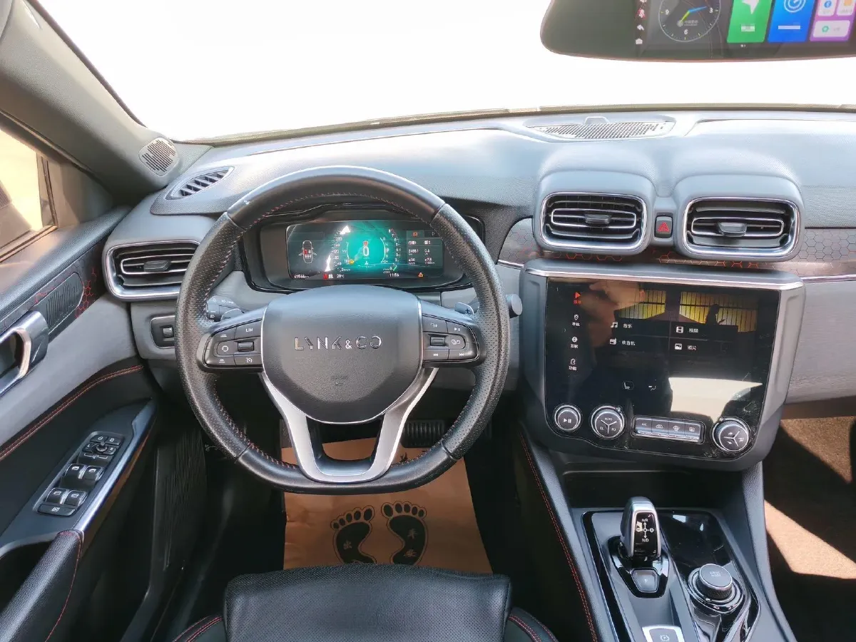 2019 Qoros 5 1.6T 197HP L4 7DCT,autocango,china used car exporter,china ev exporter,chinese used car exporter,chinese used ev exporter