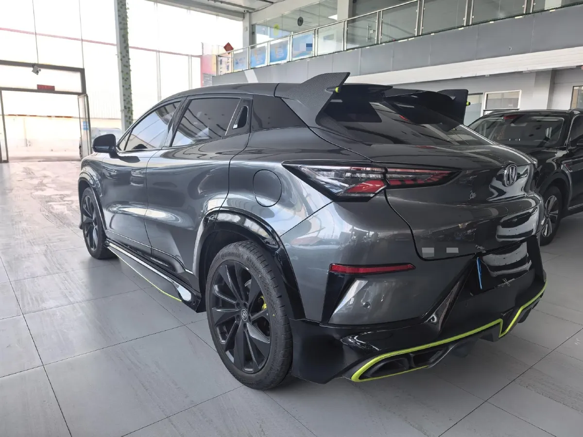 2022 ChangAn UNI-T 1.5T 188HP L4 7DCT,autocango,china used car exporter,china ev exporter,chinese used car exporter,chinese used ev exporter