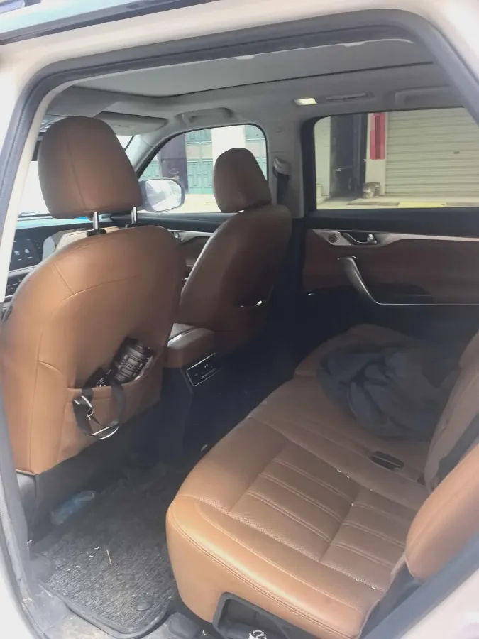 2021 ChangAn CS95 2.0T 233HP L4 6AT,autocango,china used car exporter,china ev exporter,chinese used car exporter,chinese used ev exporter