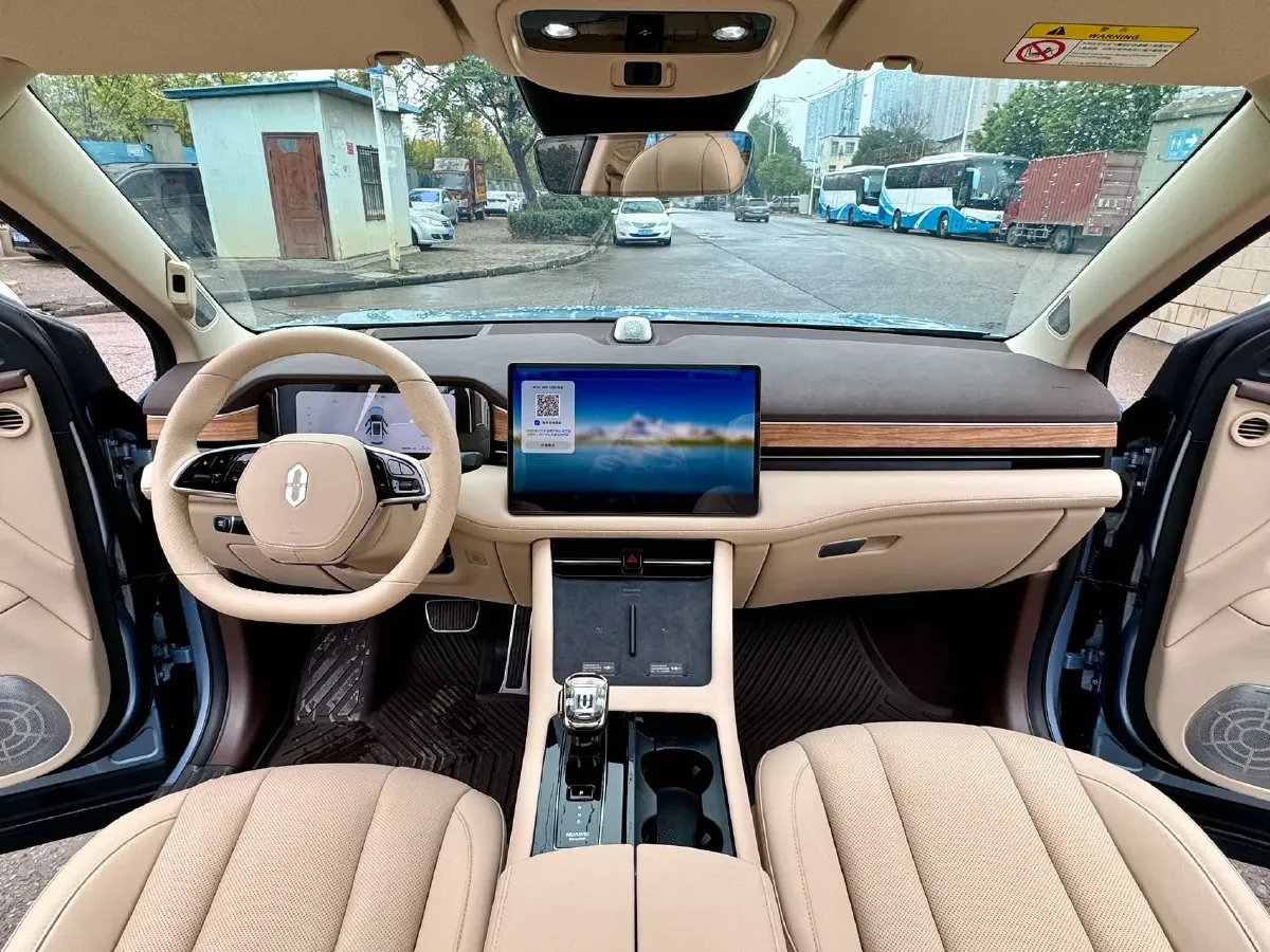 2024 Ford Transit 2.0T 143HP L4 9AT,autocango,china used car exporter,china ev exporter,chinese used car exporter,chinese used ev exporter