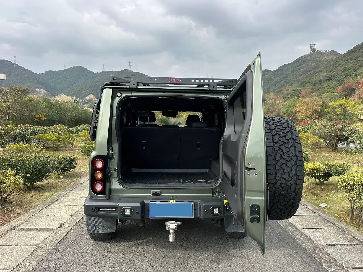 2024 212 212 T01 2.0T 252HP L4 8AT,autocango,china used car exporter,china ev exporter,chinese used car exporter,chinese used ev exporter