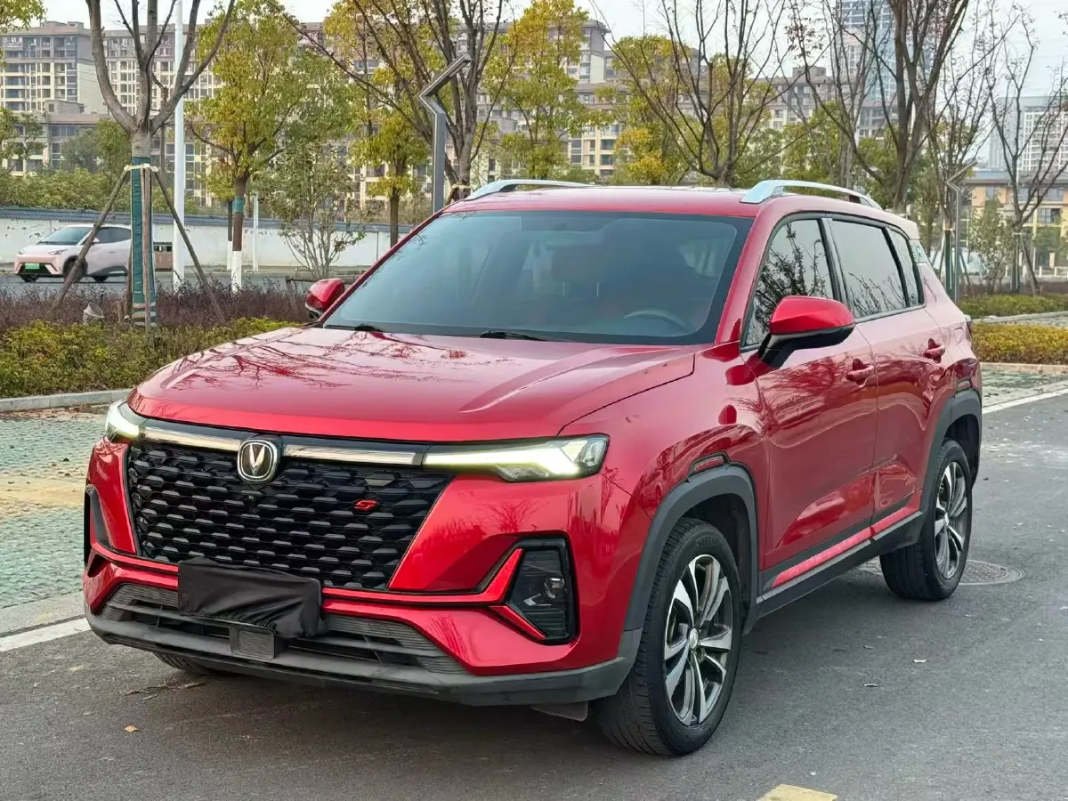 2021 ChangAn CS35 Plus 1.4T 160HP L4 7DCT,autocango,china used car exporter,china ev exporter,chinese used car exporter,chinese used ev exporter