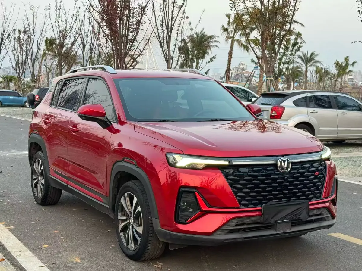 2021 ChangAn CS35 Plus 1.4T 160HP L4 7DCT,autocango,china used car exporter,china ev exporter,chinese used car exporter,chinese used ev exporter