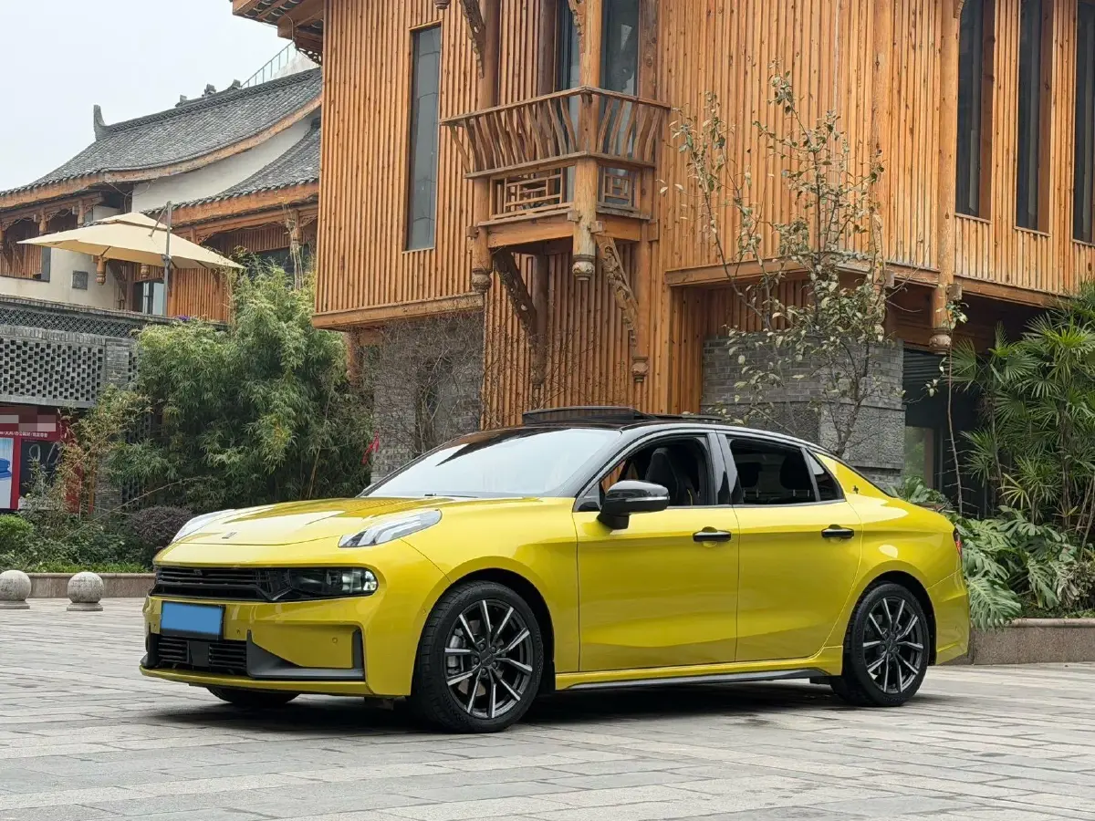 2020 LYNK&CO 03 2.0T 254HP L4 8AT