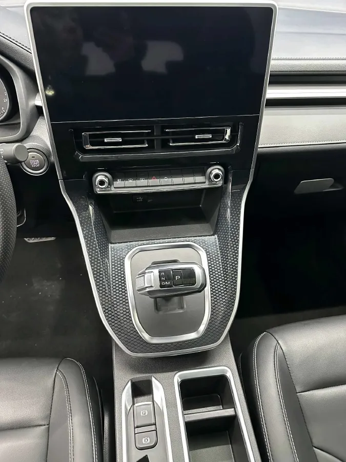 2023 Haval M6 1.5T 150HP L4 7DCT,autocango,china used car exporter,china ev exporter,chinese used car exporter,chinese used ev exporter