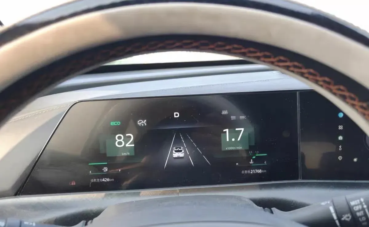 2022 ChangAn UNI-T 1.5T 188HP L4 7DCT,autocango,china used car exporter,china ev exporter,chinese used car exporter,chinese used ev exporter