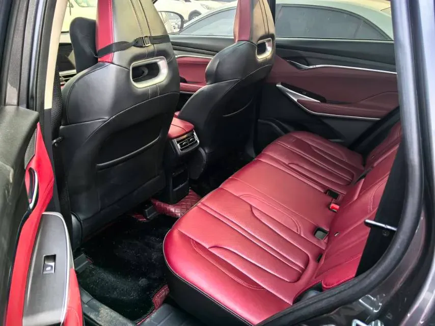 2021 ChangAn CS75 Plus 2.0T 233HP L4 8AT,autocango,china used car exporter,china ev exporter,chinese used car exporter,chinese used ev exporter