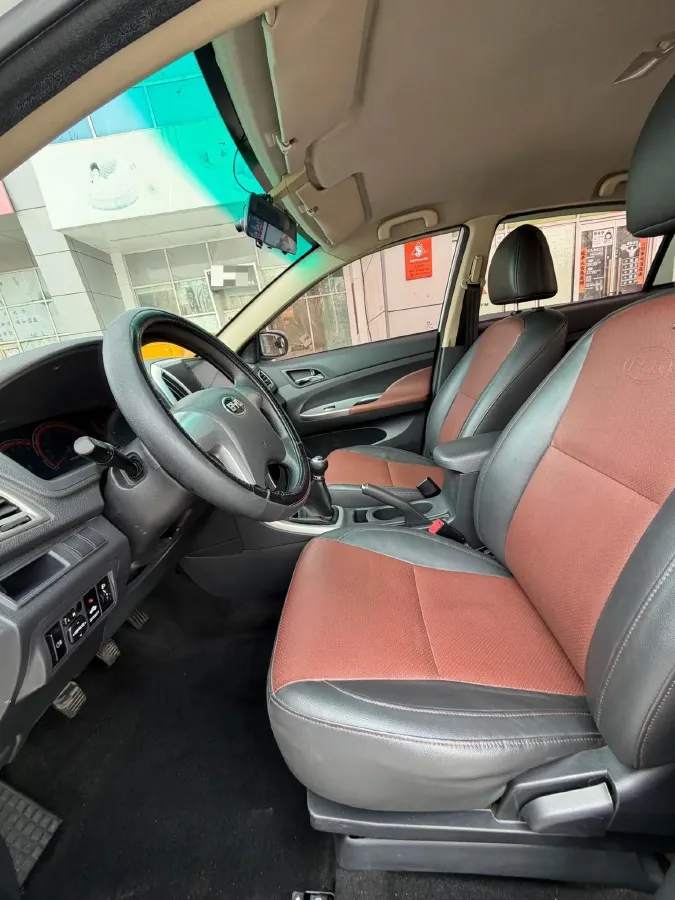 2015 BYD F3 1.5L 109HP L4 5MT,autocango,china used car exporter,china ev exporter,chinese used car exporter,chinese used ev exporter