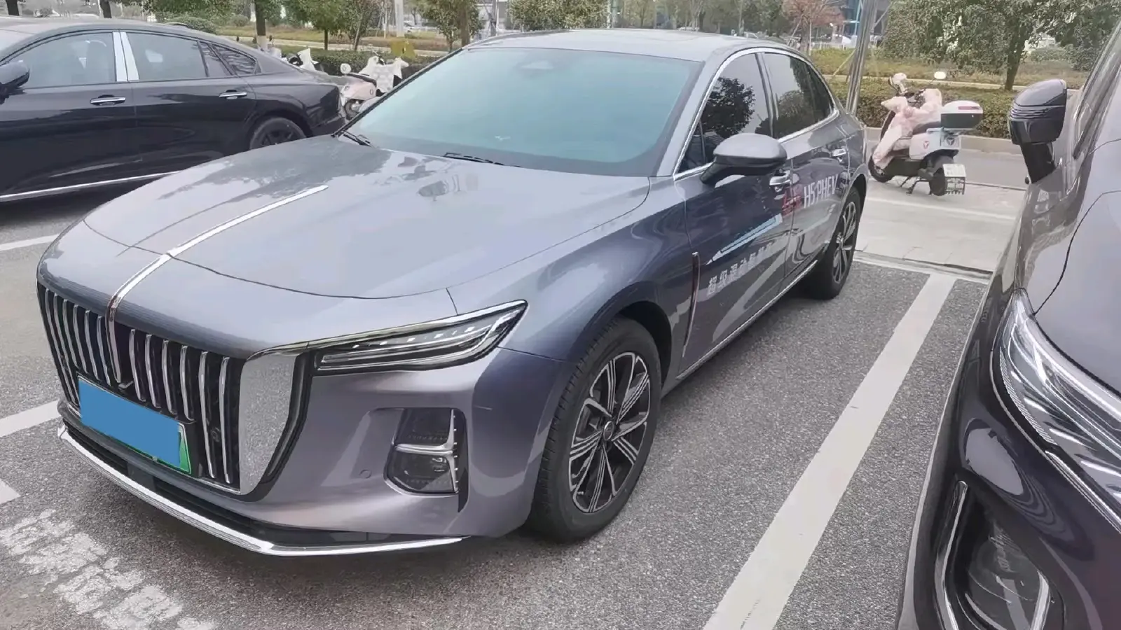 2025 HongQi H5 1.5T 150HP L4 1DHT PHEV