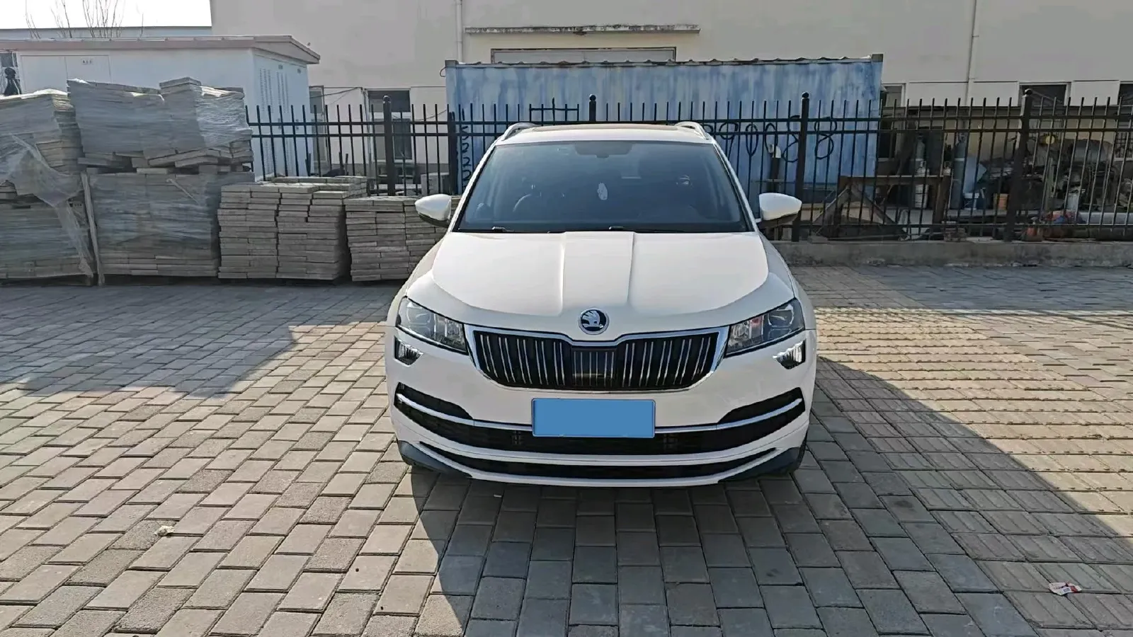 2021 Skoda Karoq 1.4T 150HP L4 7DCT,autocango,china used car exporter,china ev exporter,chinese used car exporter,chinese used ev exporter