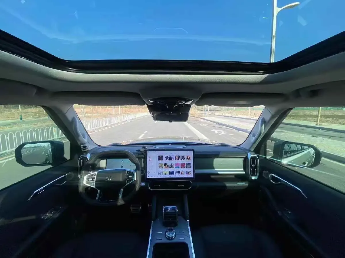 2023 Jetour Traveller 2.0T 254HP L4 8AT,autocango,china used car exporter,china ev exporter,chinese used car exporter,chinese used ev exporter