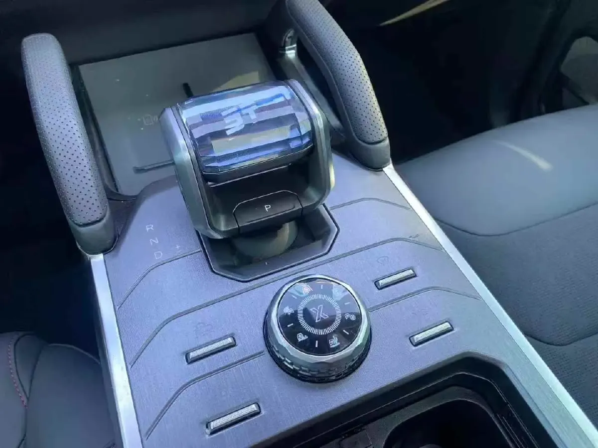 2023 Jetour Traveller 2.0T 254HP L4 8AT,autocango,china used car exporter,china ev exporter,chinese used car exporter,chinese used ev exporter