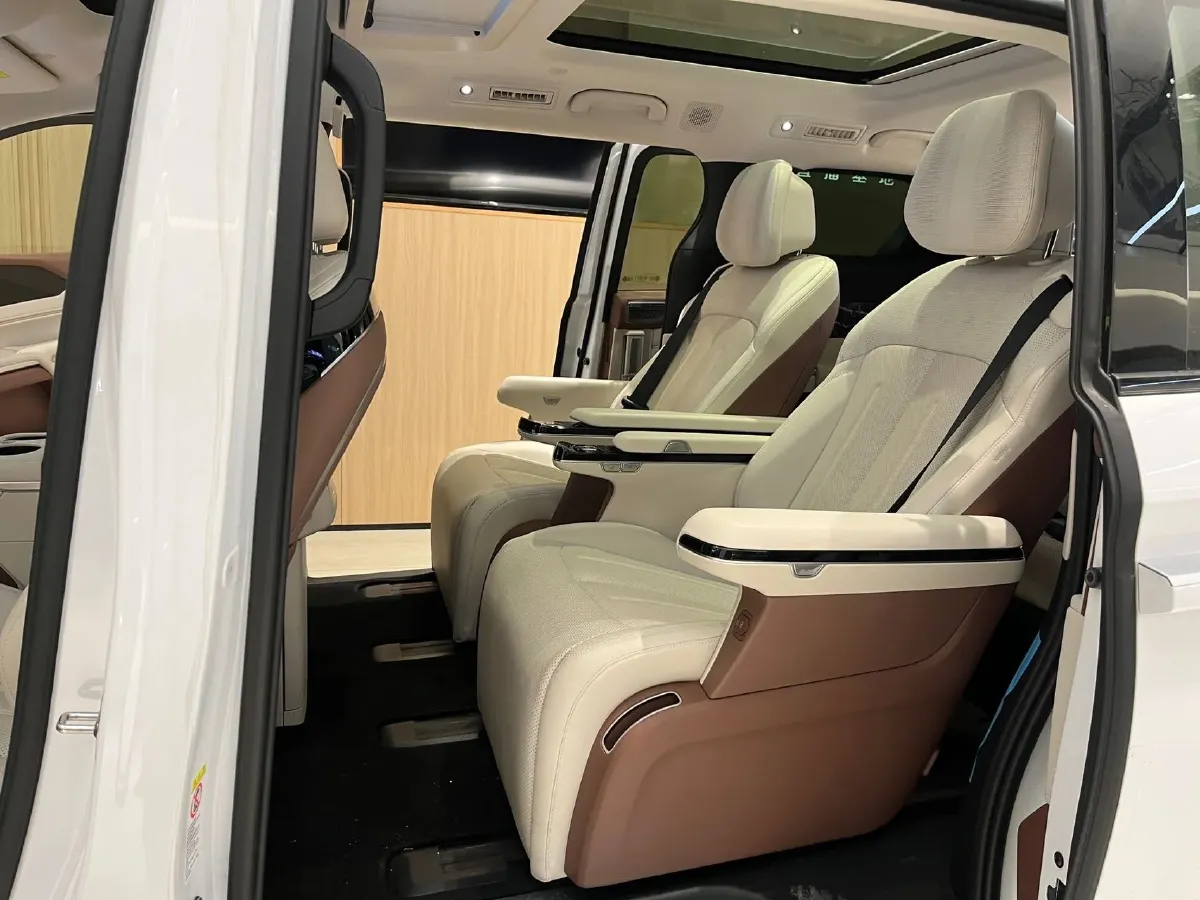 2025 BYD Xia 1.5T 156HP L4 E-CVT PHEV 36.6KWH,autocango,china used car exporter,china ev exporter,chinese used car exporter,chinese used ev exporter