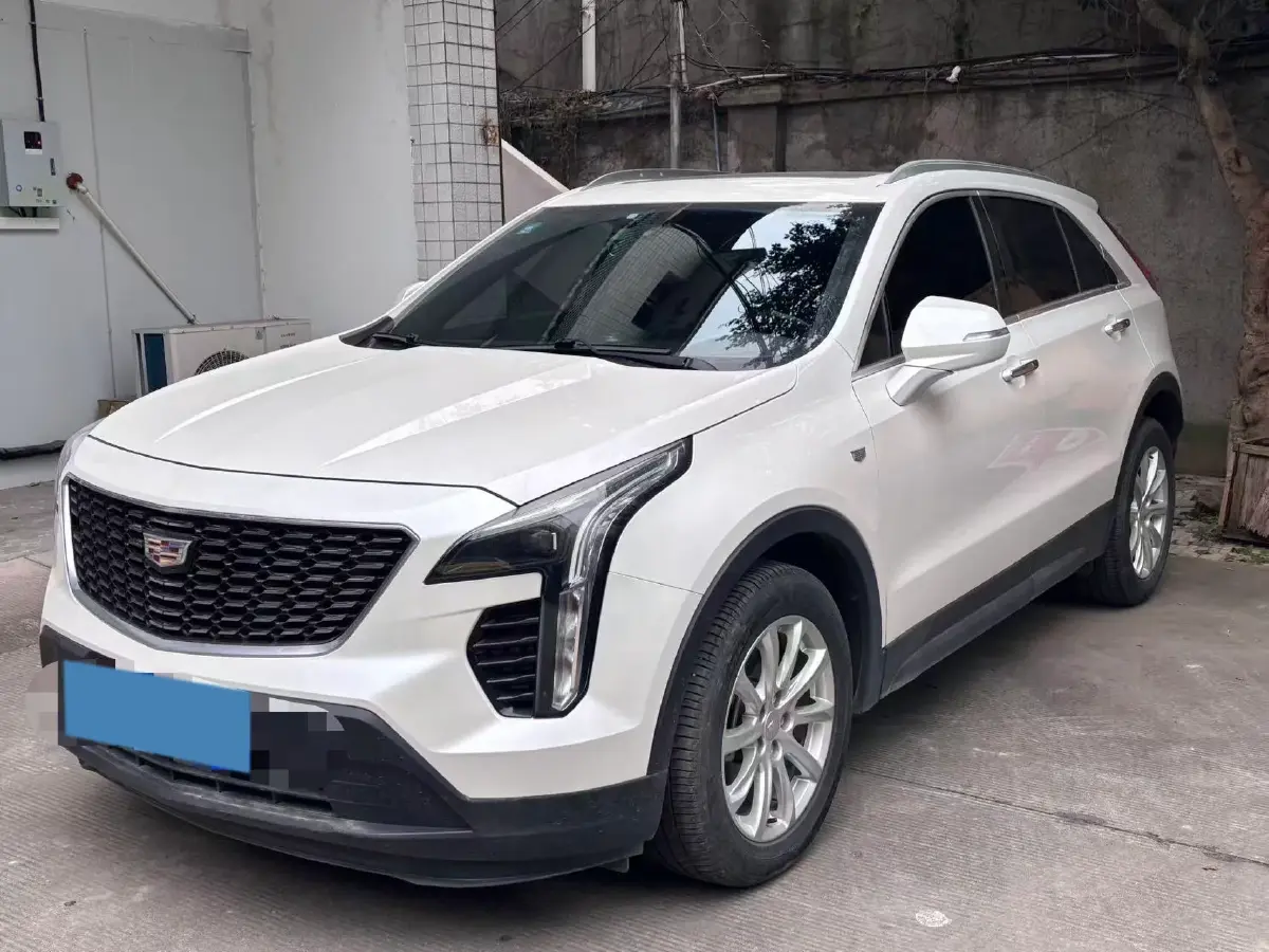 2020 Cadillac XT4 2.0T 241HP L4 9AT
